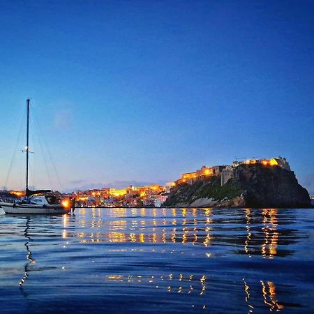 Palazzo Palumbo Hotel Procida Kültér fotó